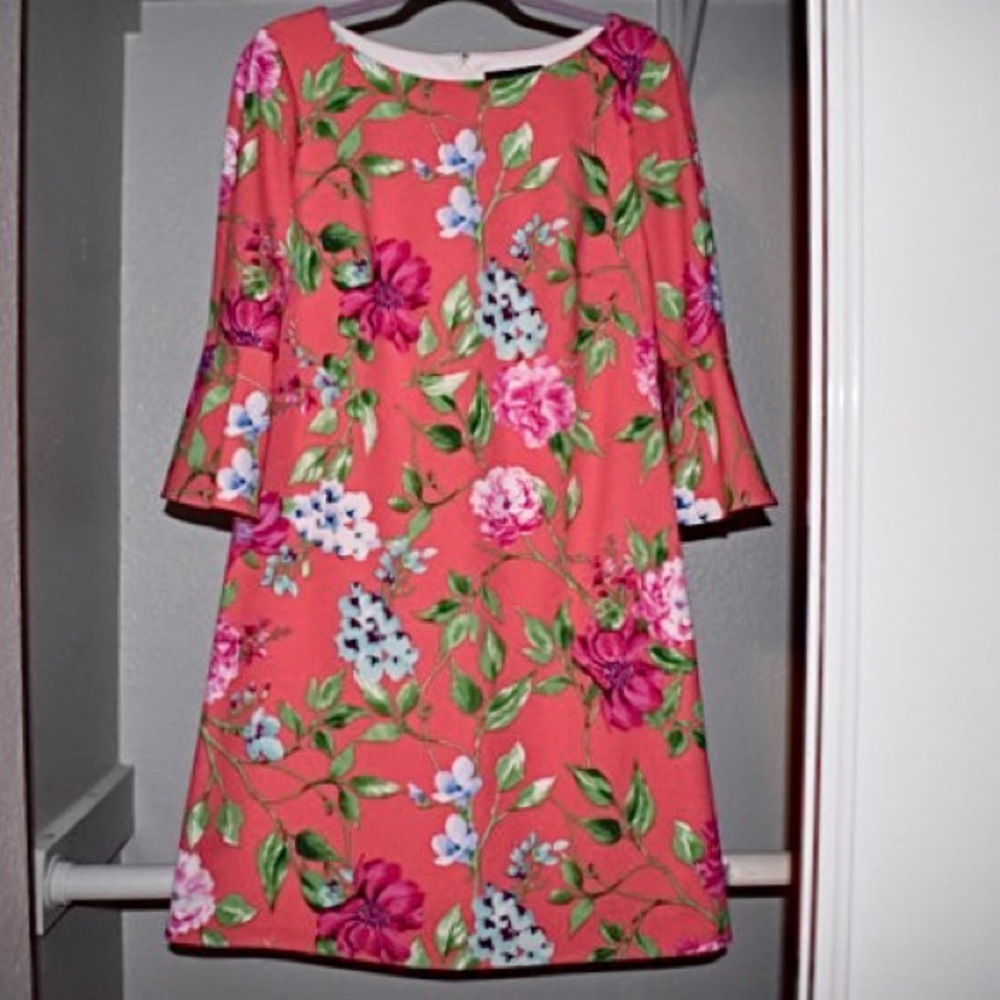 Body-con Bell Sleeve Dress